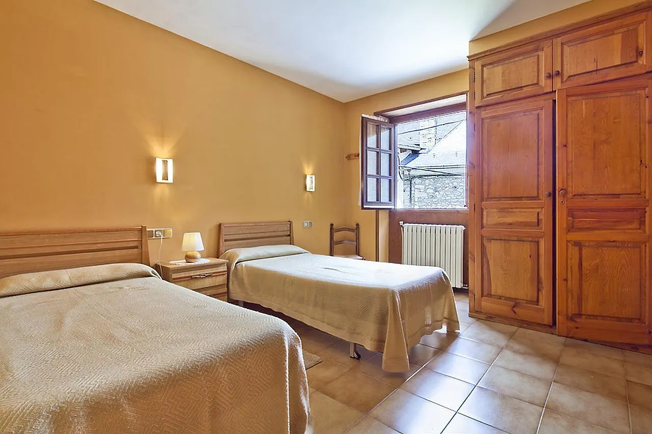 Apartamentos Salardu II